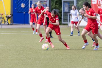 Bild 79 - wBJ Lotto Pokal Finale  Eimsbuetteler TV - Hamburger SV : Ergebnis: 0:3